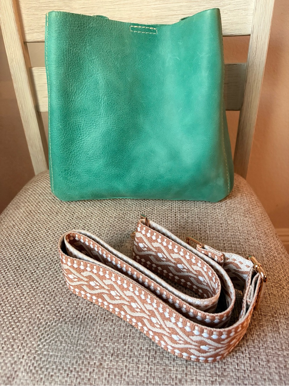 Portland Leather Goods Reef Butterfly Bucket Bag with Removable Patterned Strap - Picture 2 of 6